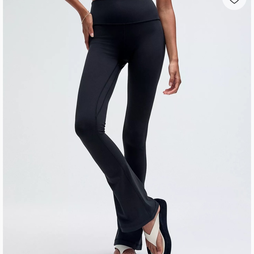 Black Lululemon Yoga Pants